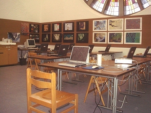 Datei:Sales schullabor m.jpg