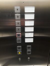 Fahrstuhl Knöpfe.jpg