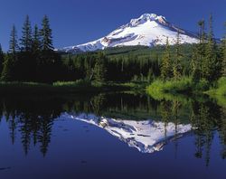 Mount Hood - Wasserspiegelung.jpg