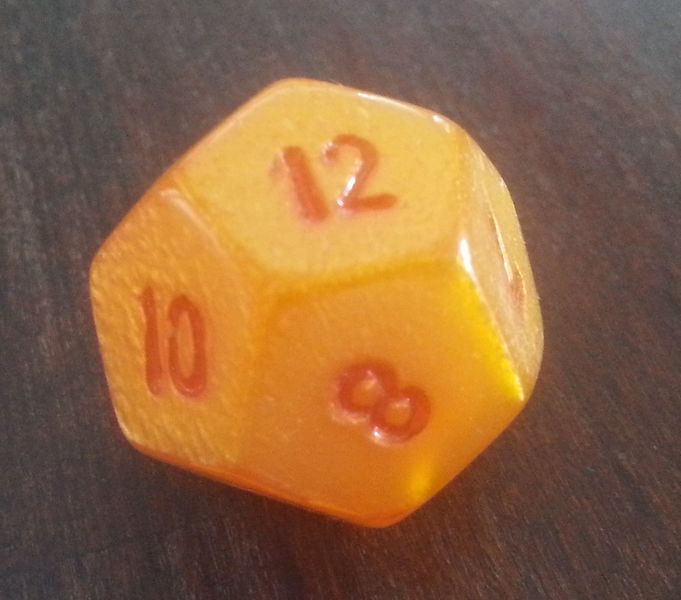 Datei:D12 - orangener Würfel.jpg
