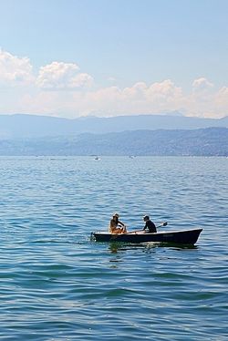 Zurich-see-boot-pixabay.jpg