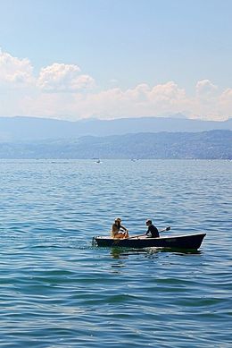 Zurich-see-boot-pixabay.jpg