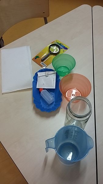 Datei:Workshop Wasser 2016 Aufbau 09.jpg